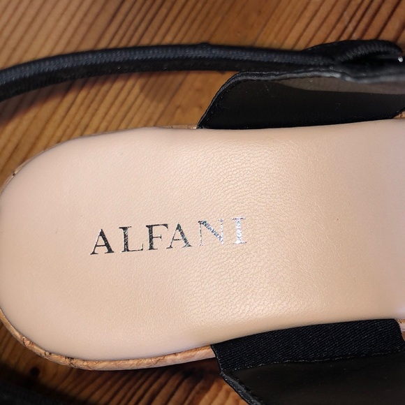 ✨ALFANI WEDGES✨ - Picture 5 of 6